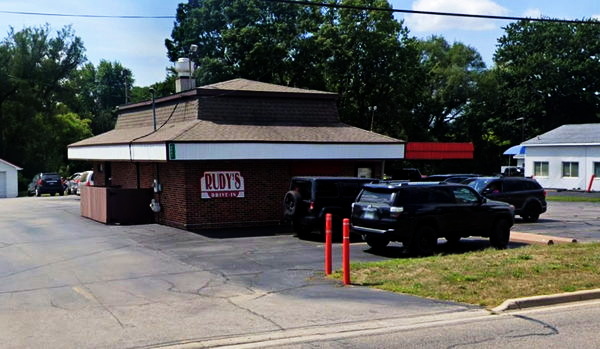 A&W Restaurant - Michigan Center - 4061 Page Ave (newer photo)